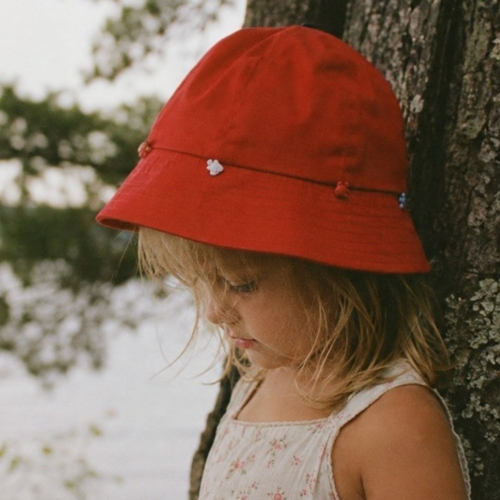 Vintage 90s Fish Charm Bucket Hat Red Kids Outdoors Gorpcore Y2K Camping Granola